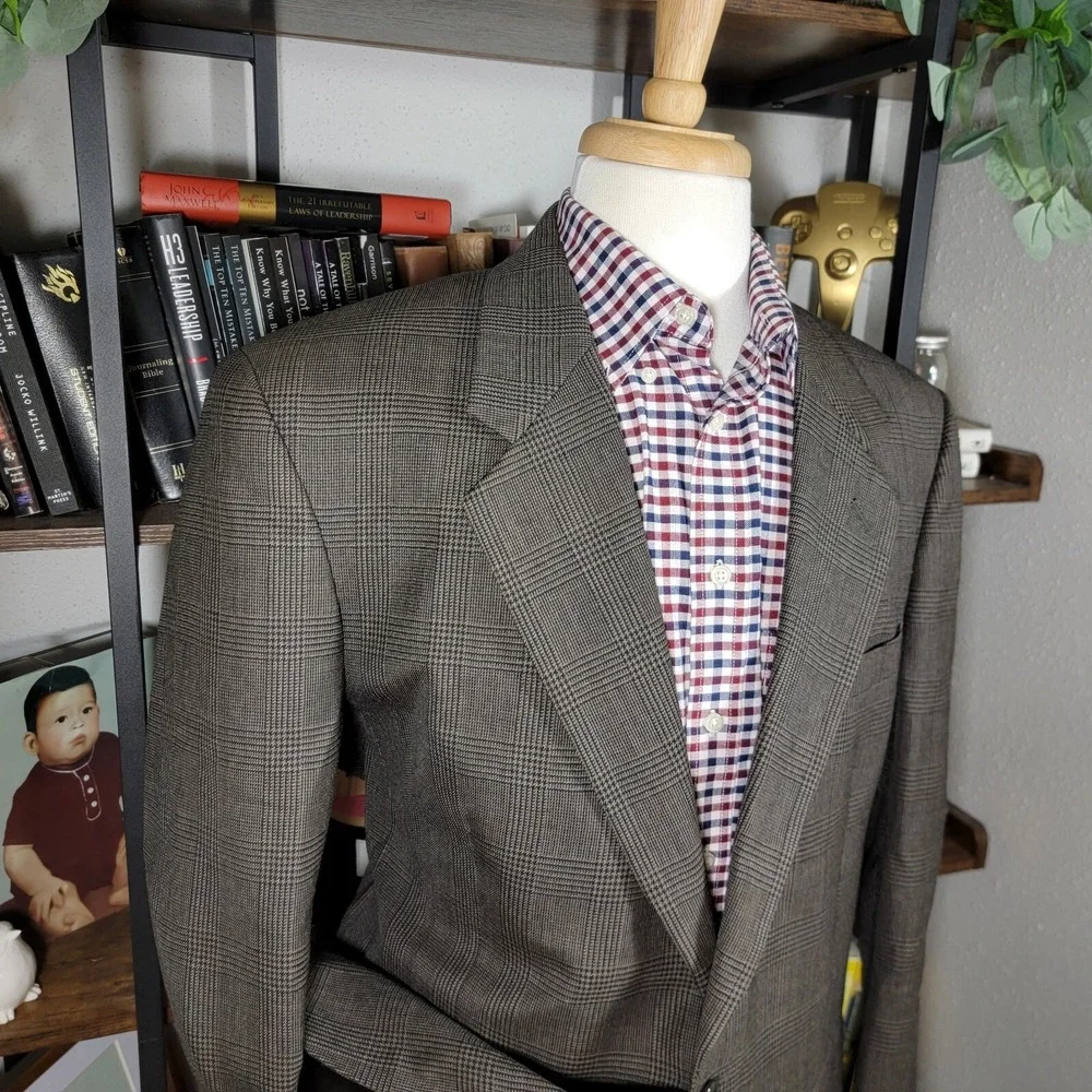 Club Room Men's Sport Coat Blazer Two Button‎ Plaid Brown Pure Wool Size 43R